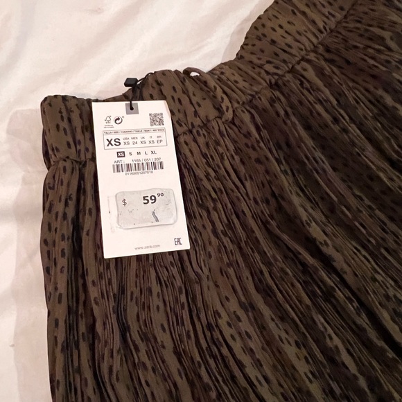 Zara Skirt similar to one worn by Kate Middleton XS - Picture 4 of 4